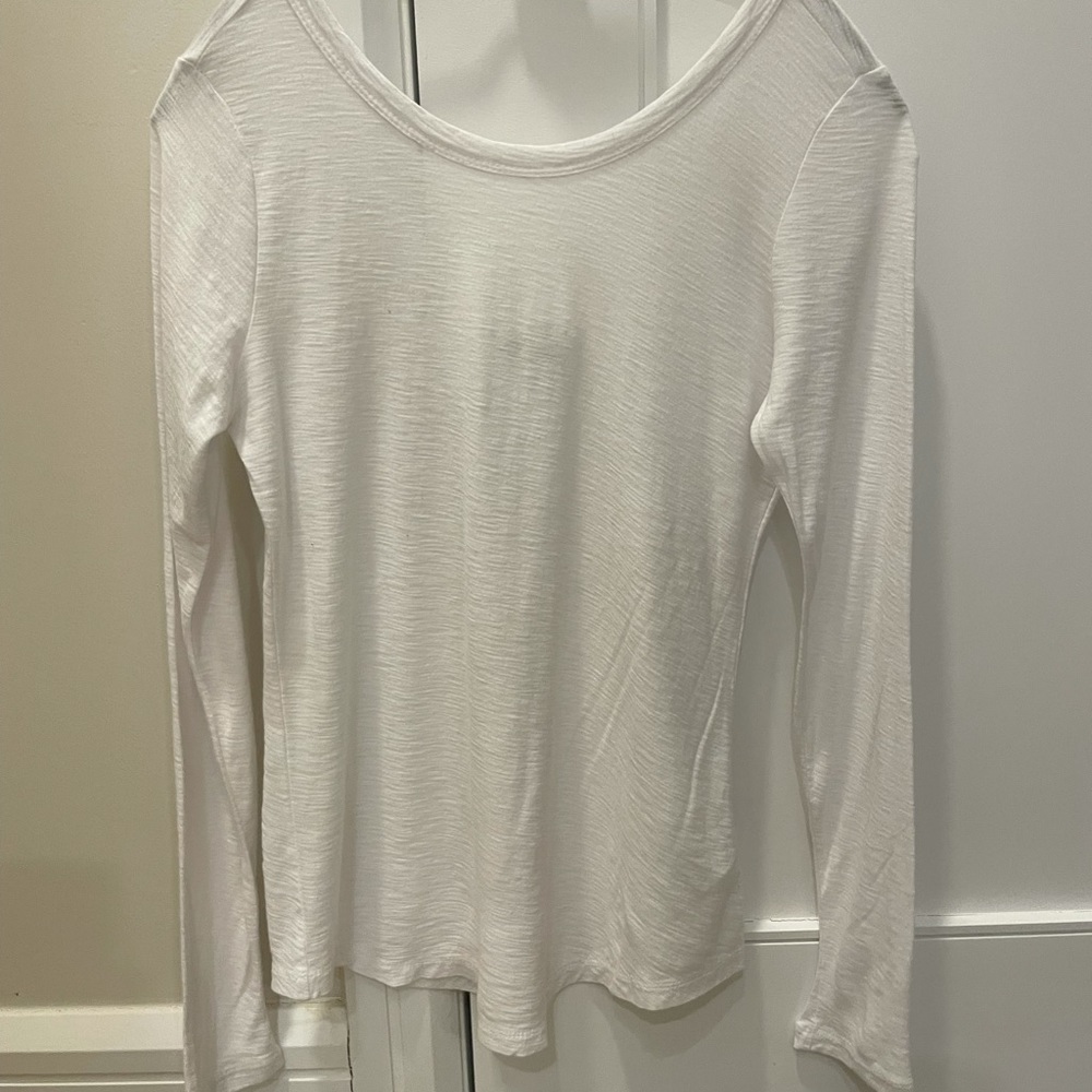 James Peres Top Size 2 NWT